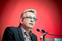 Pr&eacute;sidentielle 2017 : Pierre Laurent veut un &quot;candidat de gauche&quot;