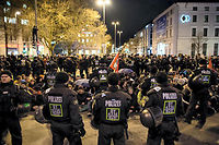 La déclinaison bavaroise de Pegida, Bagida, manifeste à Munich le 11 janvier.  ©SVEN HOPPE