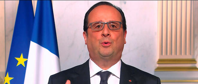 Francois Hollande a annonce mercredi qu'il avait demande au ministre de la Defense Jean-Yves Le Drian de faire passer le nombre de reservistes de l'armee de 28 000 a 40 000.