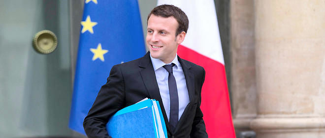 La reforme du travail marque-t-elle la fin des 35 heures ? "De facto, mais a travers des  accords majoritaires, ce qui a toujours ete la position que j'ai  defendue", explique Emmanuel Macron.