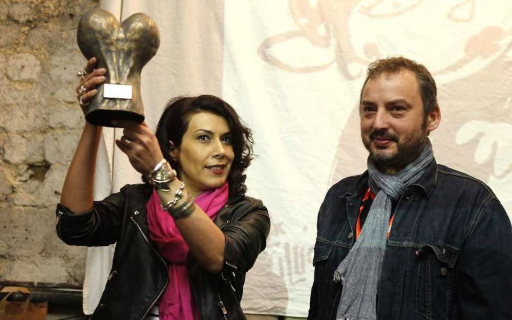 La dessinatrice tunisienne Nadia Khiari a reçu samedi au Festival off de la BD d'Angoulême le prix "Couilles au cul" récompensant "le courage artistique d'un auteur".  ©  Renaud Joubert