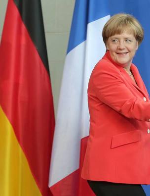Migrants - Valls : la politique de Merkel n'est &quot;pas tenable&quot;