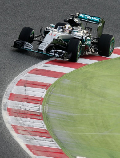F1: Vettel plus rapide, Hamilton plus assidu aux essais de Barcelone