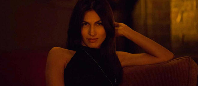Elektra est jouee par la Francaise Elodie Yung dans la saison 2 de Daredevil.