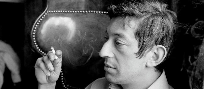Serge Gainsbourg filme chez lui dans son studio de la Cite internationale des arts pour l'emission "Central Varietes".