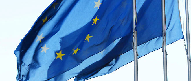 Bruxelles epingle la France pour ses desequilibres economiques "excessifs".