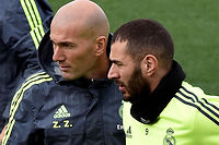 Benzema soulag&eacute; de voir son contr&ocirc;le judiciaire lev&eacute;, rapporte Zidane