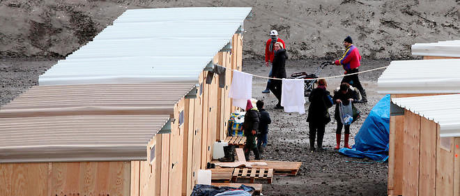 Nouveau camp de la Liniere a Grande-Synthe : MSF et la ville ont investi 3,1 millions d'euros dans cette structure d'accueil.
