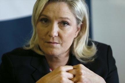 La presidente du Front national Marine Le Pen, le 19 fevrier 2016, a Taverny (banlieue parisienne)