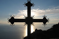 Courtois -&nbsp;Mont Athos&nbsp;: une R&eacute;publique autonome d&eacute;di&eacute;e &agrave; la Vierge en Europe