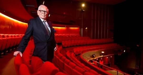 Espace pierre cardin discount theatre de la ville