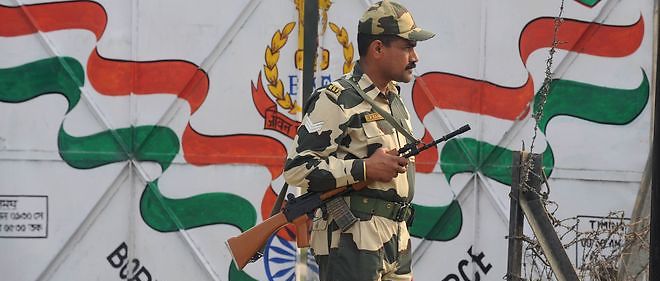 L'Indian Border Security Force (BSF) separe l'Inde et le Bangladesh.
