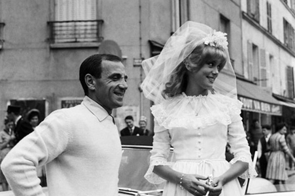 Catherine Deneuve et Charles Aznavour dans le film Le Vice et La Vertu de Roger Vadim en 1963