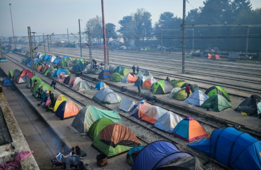 Un camp de migrants près d'Idomeni à la frontière gréco-macédonienne le 1er avril 2016 © BULENT KILIC AFP/Archives