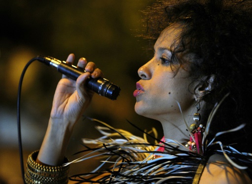 La chanteuse et compositrice de cumbia argentine La Yegros lors d'un concert à Buenos Aires, le 23 février 2013 © JUAN MABROMATA AFP/Archives