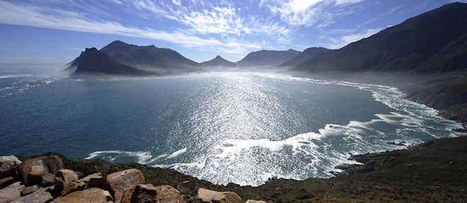 Une vue du port de Hout Bay dans la peripherie du Cap, en Afrique du Sud, une destination phare pour les touristes du monde entier.