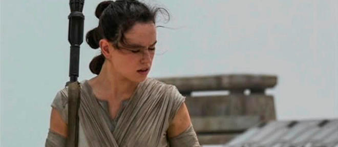 Rey jouee par Daisy Ridley dans Star Wars 7.