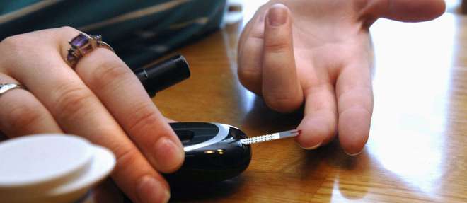  Le nombre de personnes atteintes de diabete va passer de 382 millions a 592 millions a l'horizon 2035. 