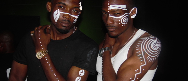 Art - Gabon : le body painting, une tradition tres en vogue