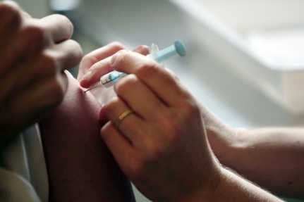 Hépatite B: La Justice Reconnaît Le Lien Entre La Vaccination D'une ...