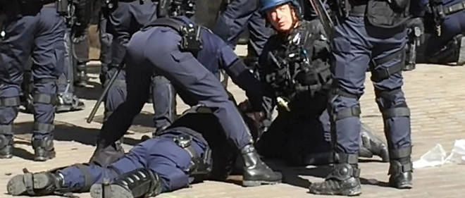 Un policier blesse a Nantes lors d'une manifestation. Capture d'ecran de video de Presse Ocean.