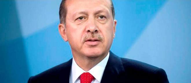 Recep Tayyip Erdogan a evoque "un vote historique".