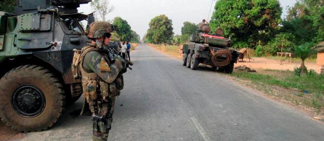 La France mettra fin en 2016 a Sangaris, son operation militaire en Centrafrique.