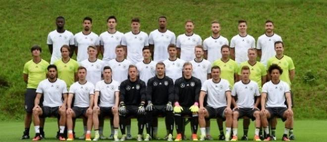 Le groupe de 23 joueurs de l'equipe d'Allemagne, le 2 juin 2016 a Ascona en Suisse