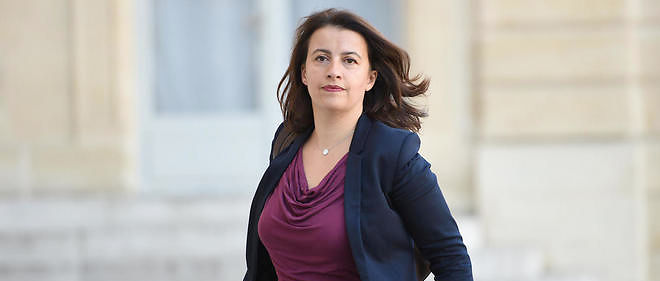 L'ancienne ministre du Logement Cecile Duflot assure avoir recu des SMS menacants de proches de Francois Hollande.