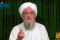 Le chef d'Al-Qa&iuml;da pr&ecirc;te all&eacute;geance au nouveau leader des talibans