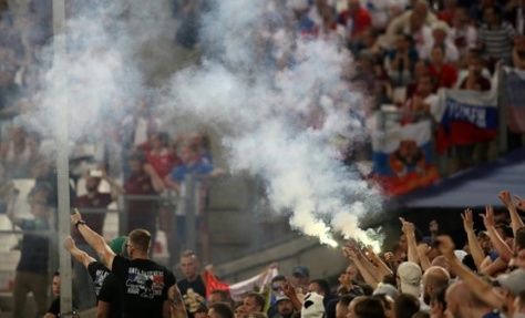 Des supporters russes lors du match contre l'Angleterre, le 11 juin 2016 a Marseille