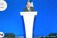 Zapping du &quot;Point&quot; : Hollande en 2012 ou &quot;le droit de manifester&nbsp;autant que n&eacute;cessaire&quot;