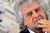 Italie : le parti de Beppe Grillo pr&ecirc;t &agrave; prendre Rome aux&nbsp;municipales