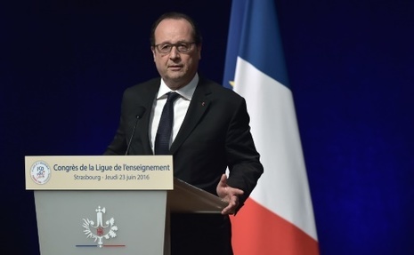 Le president Hollande lors d'un discours a Strasbourg le 23 juin 2016