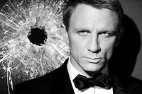 Comment les gants de Daniel Craig ont failli flinguer James Bond