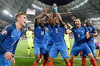 Euro 2016 : la presse unanime pour saluer la victoire des Bleus