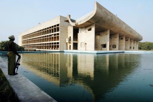 Le Palais de l'Assemblee a Chandigarh (Inde), le 19 novembre 2007, qui fait partie du complexe du Capitole, concu par Le Corbusier et inscrit au patrimoine de l'Humanite le 17 juillet 2016