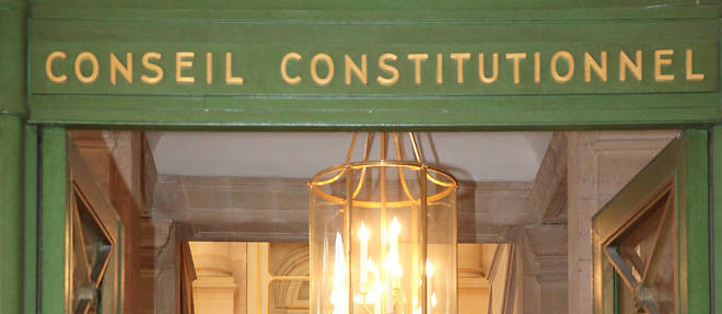 Le Conseil constitutionnel saisi apres le vote de la loi travail.