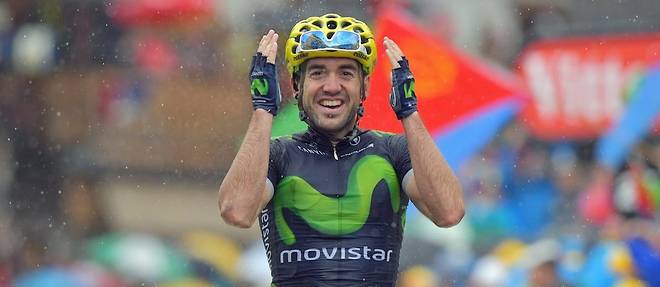 La joie de l'Espagnol Ion Izagirre (Movistar), premier vainqueur espagnol de ce 103e Tour de France. Froome est assure de remporter son 3e Tour de France, alors que Romain Bardet finit a la 2e place.