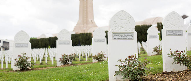 A Douaumont, les monuments en hommage aux soldats musulmans et israelites ont ete transformes en pokestops.