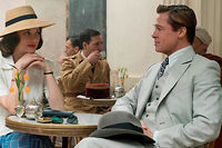 Brad Pitt amoureux de Marion Cotillard dans la bande-annonce d'Alli&eacute;s