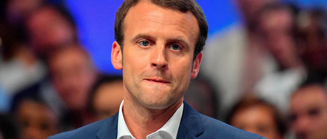 Raymond Avrillier, ancien elu ecologiste de la ville de Grenoble, reclamait depuis plus d'un an a Emmanuel Macron l'acces aux nouveaux contrats de concessions autoroutieres.