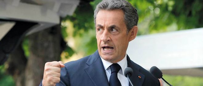 Nicolas Sarkozy se lance dans un livre.