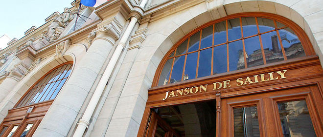 Le lycee Janson de Sailly, a Paris. Suspendue, l'enseignante risque la radiation definitive de l'Education nationale.