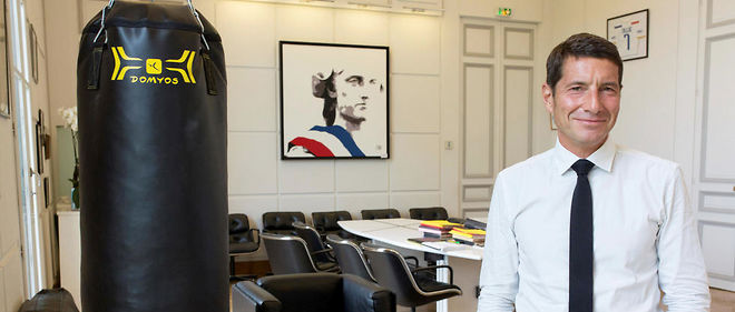 David Lisnard dans son bureau de l'hotel de ville de Cannes, le 29 aout.