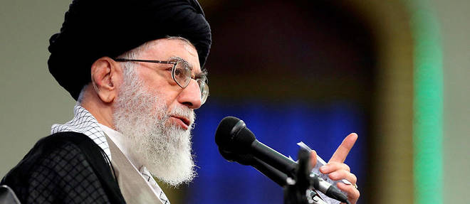 L'ayatollah Ali Khamenei est le guide supreme iranien.