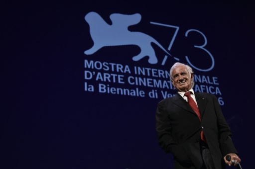 L'acteur français Jean-Paul Belmondo à la Mostra de Venise, le 8 septembre 2016 © TIZIANA FABI AFP
