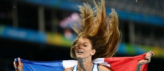 Marie Amelie Le Fur apres sa victoire sur 400 m aux jeux paralympiques le 12 septembre 2016 a Rio