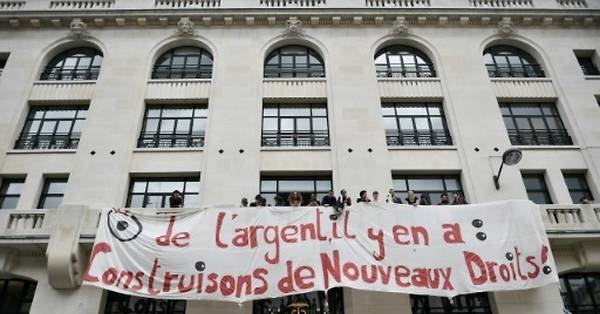 Intermittents du spectacle: le Fonds pour l'emploi présenté aux  professionnels