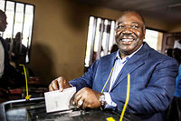 Gabon : le pr&eacute;sident Ali Bongo r&eacute;&eacute;lu